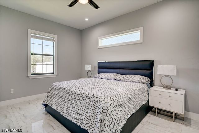 2661 43rd AVE NE, Naples, FL 34120
