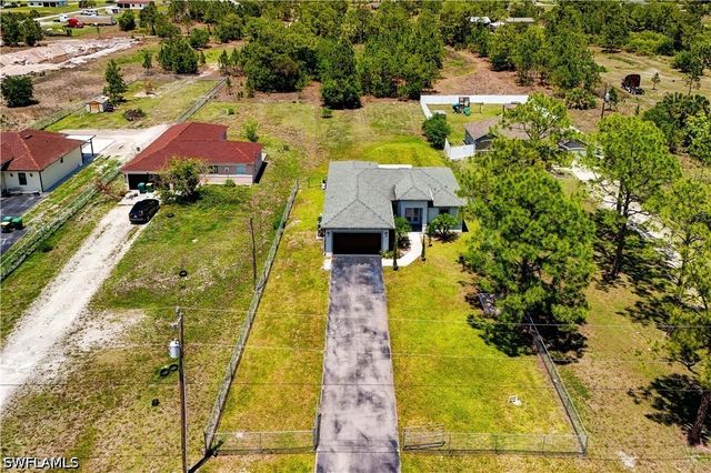 2661 43rd AVE NE, Naples, FL 34120