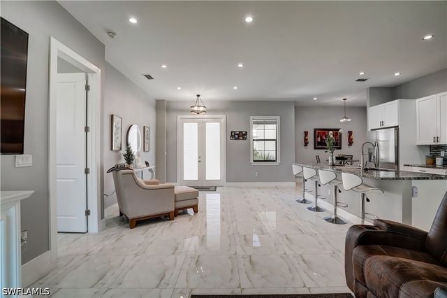 2661 43rd AVE NE, Naples, FL 34120