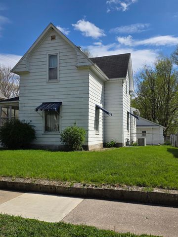 411 Edwards Street, Waterloo, IA 50703