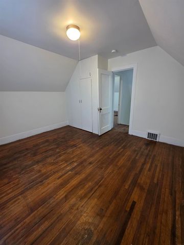411 Edwards Street, Waterloo, IA 50703