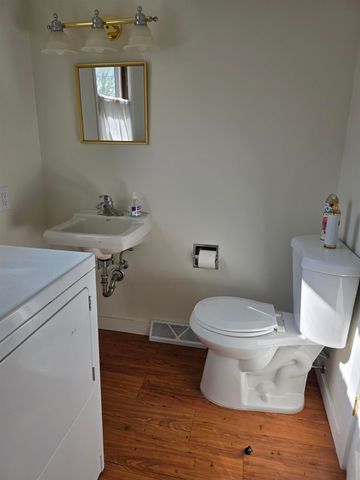 411 Edwards Street, Waterloo, IA 50703