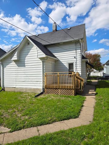411 Edwards Street, Waterloo, IA 50703