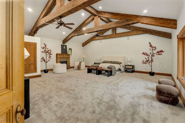 2850 S Barnes Avenue, Springfield, MO 65804