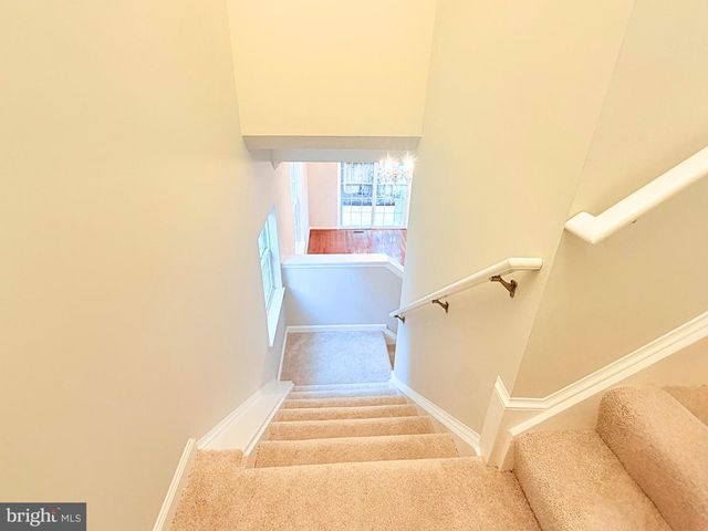 1274 VINTAGE PL, Reston, VA 20194