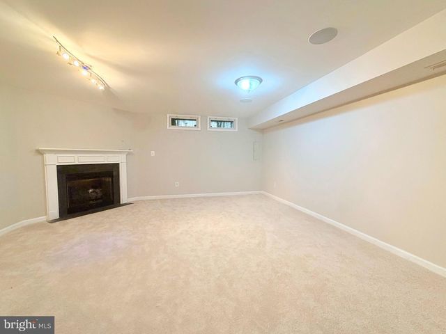 1274 VINTAGE PL, Reston, VA 20194