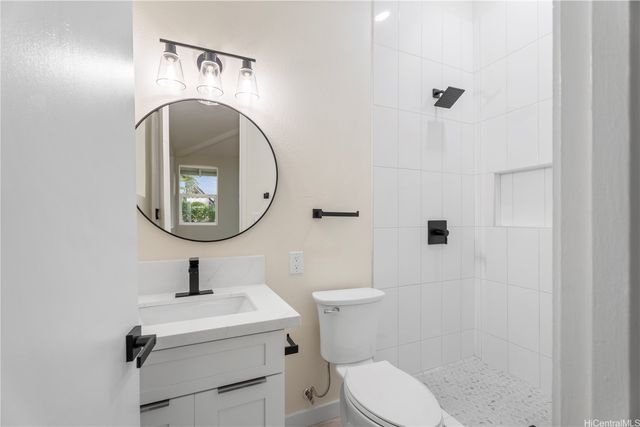 95-595 Naholoholo Street, Mililani, HI 96789