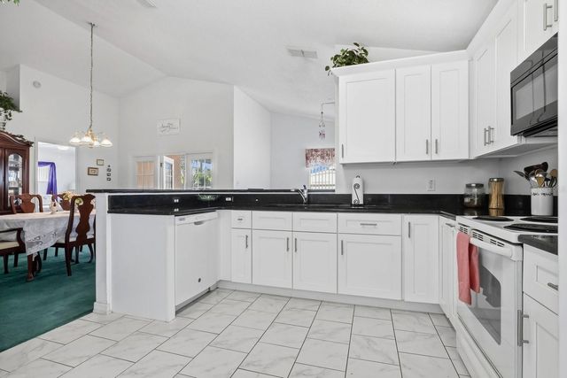 7906 ANTIBES COURT, Orlando, FL 32825