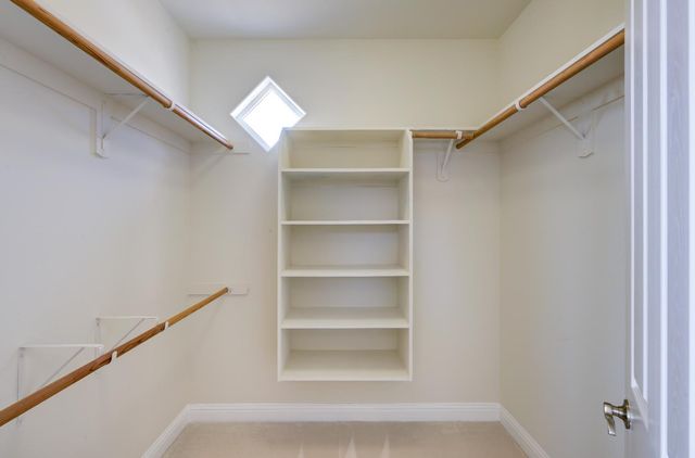 13209 E Falcon Meadow Lane, Clovis, CA 93619