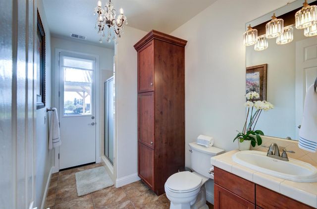 13209 E Falcon Meadow Lane, Clovis, CA 93619