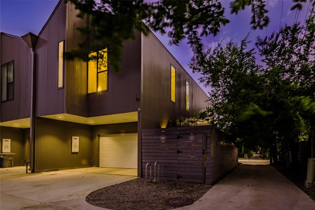 1504 Burlew Street 101, Dallas, TX 75204