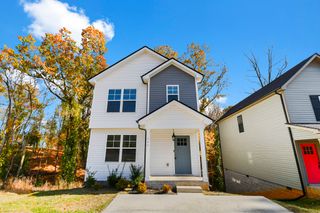 949 Oak Lane, Clarksville, TN 37040