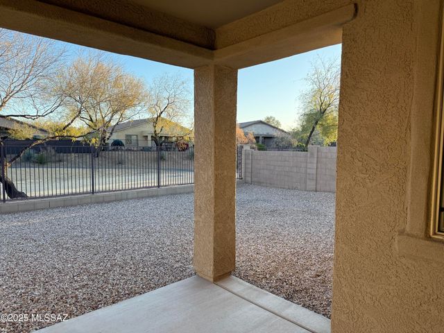 12468 N Sandby Green Drive, Marana, AZ 85653