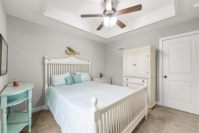 8204 NW 74th Street, Kansas City, MO 64152