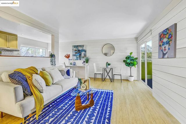 2327 10Th St 4, Berkeley, CA 94710