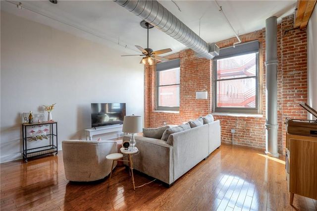 200 Main Street 513, Kansas City, MO 64105