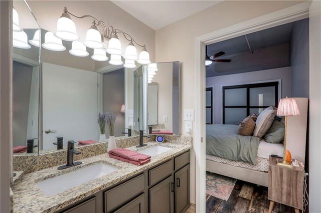 200 Main Street 513, Kansas City, MO 64105