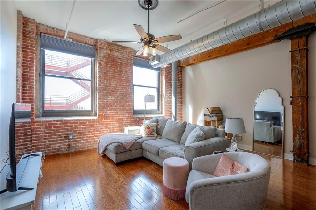 200 Main Street 513, Kansas City, MO 64105