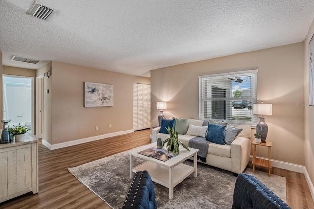 13929 PATHFINDER DRIVE, Tampa, FL 33625