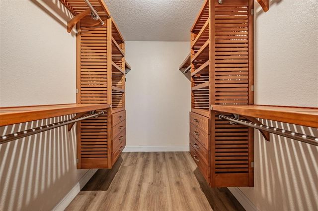 13929 PATHFINDER DRIVE, Tampa, FL 33625