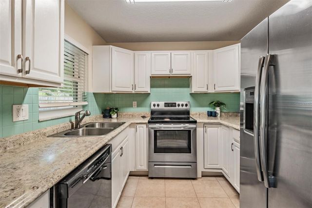 13929 PATHFINDER DRIVE, Tampa, FL 33625