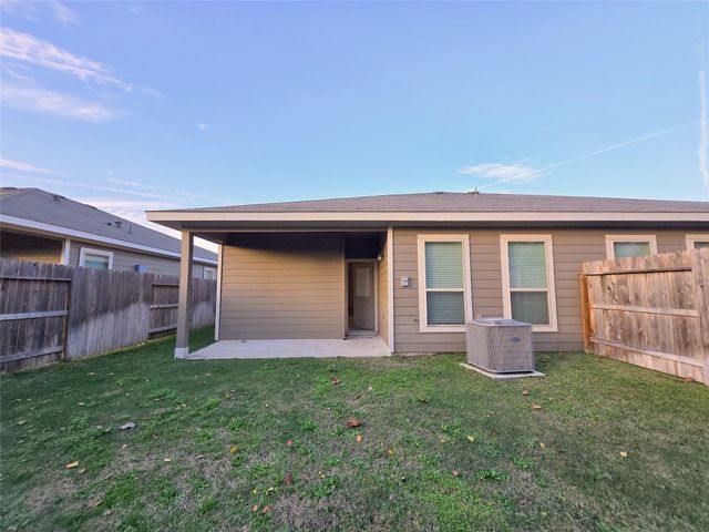 9753 Grosbeak Lane, Magnolia, TX 77354
