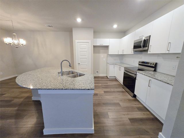 9753 Grosbeak Lane, Magnolia, TX 77354