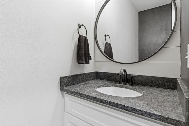1805 Abbott Lane, Pea Ridge, AR 72751