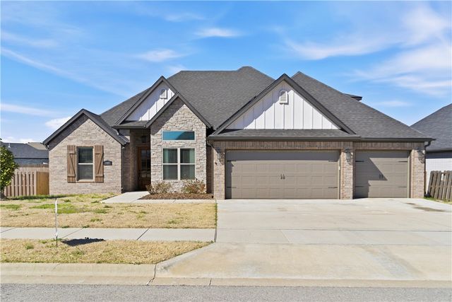 1805 Abbott Lane, Pea Ridge, AR 72751