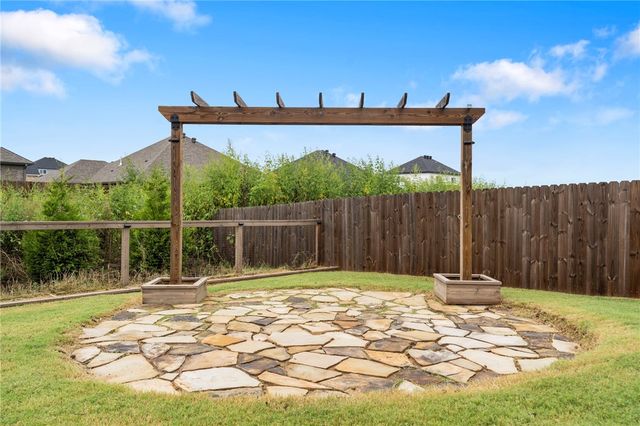 1805 Abbott Lane, Pea Ridge, AR 72751
