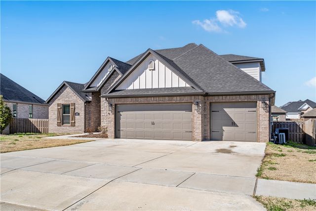 1805 Abbott Lane, Pea Ridge, AR 72751