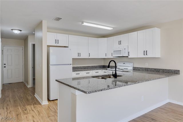 5304 Glenlivet RD, Fort Myers, FL 33907