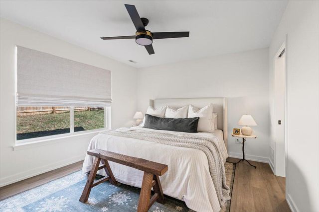 6781 E SOUTH FIELD DR, Columbia, MO 65201