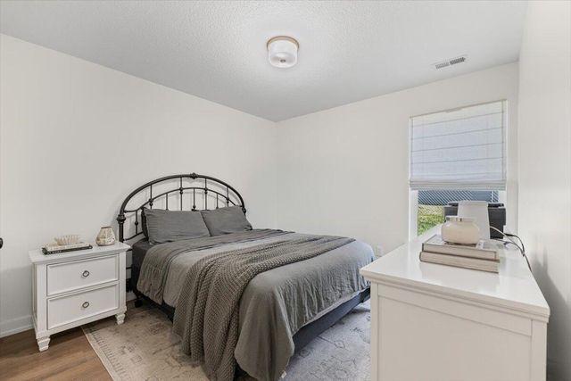 6781 E SOUTH FIELD DR, Columbia, MO 65201