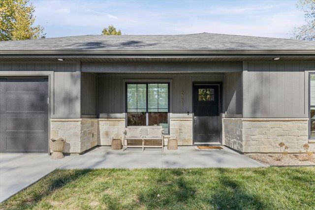 6781 E SOUTH FIELD DR, Columbia, MO 65201