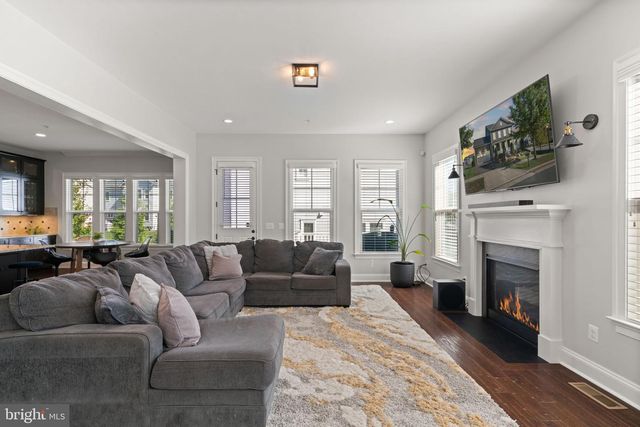 2164 POTOMAC RIVER BLVD, Dumfries, VA 22026