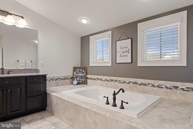 2164 POTOMAC RIVER BLVD, Dumfries, VA 22026