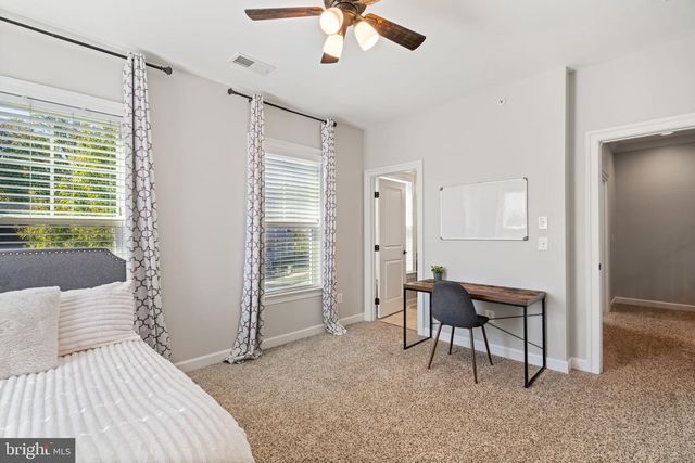 2164 POTOMAC RIVER BLVD, Dumfries, VA 22026