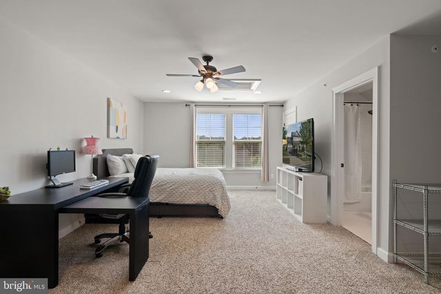 2164 POTOMAC RIVER BLVD, Dumfries, VA 22026