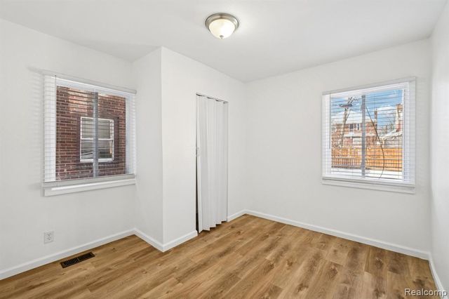 17187 Northlawn Street, Detroit, MI 48221