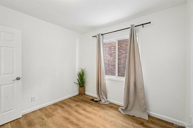 17187 Northlawn Street, Detroit, MI 48221