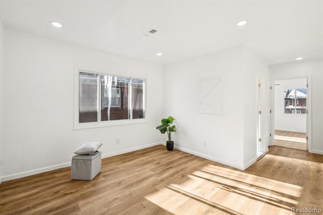 17187 Northlawn Street, Detroit, MI 48221