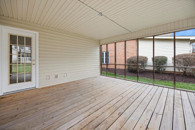 2416 Queens Lace Trail, Chattanooga, TN 37421