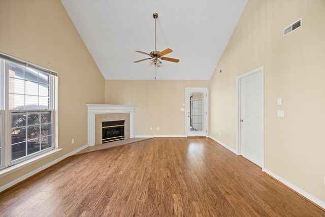 2416 Queens Lace Trail, Chattanooga, TN 37421