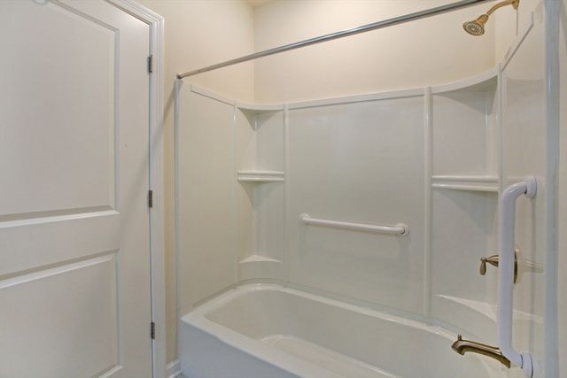 260 Martins Lndg 508, North Reading, MA 01864