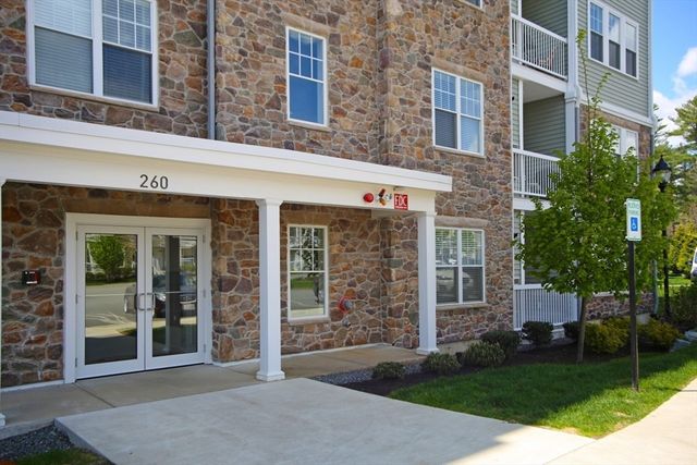 260 Martins Lndg 508, North Reading, MA 01864