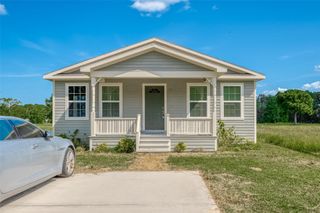 25 Westlake Road, Trinity, TX 75862