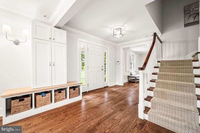 497 SAINT DAVIDS AVE, Wayne, PA 19087