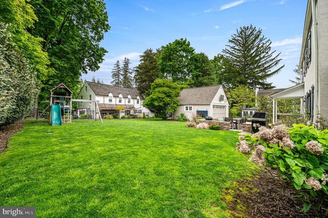 497 SAINT DAVIDS AVE, Wayne, PA 19087