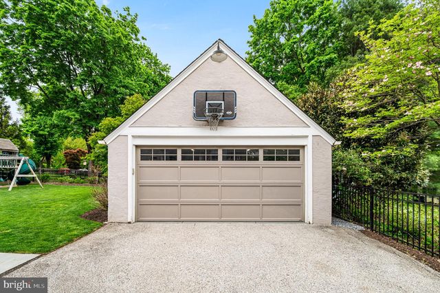 497 SAINT DAVIDS AVE, Wayne, PA 19087